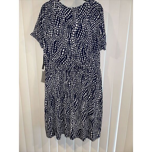 MAGGY LONDON Navy White Dot Print Cuff Sleeve Midi Dress. Size 16W. NWT. 7 - Picture 9 of 11